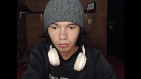 Snapshot of milesxoxo6969 chatting on September 21, 2025, 5:09 am milesxoxo6969 online show from September 21, 2025, 5:09 am