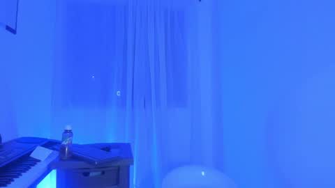 miley_kane online show from January 6, 2025, 9:19 am