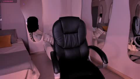 Miley Cruz  IG miley model23 online show from December 12, 2024, 3:32 am