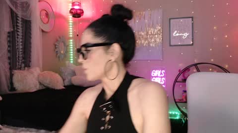 Milf Lacey online show from January 2, 2025, 12:45 am