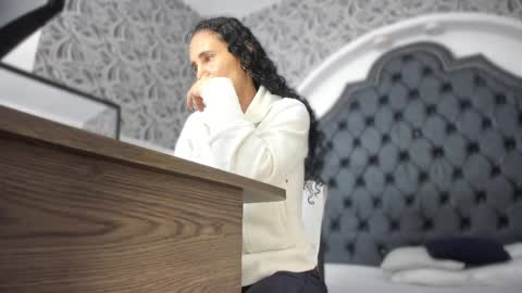 milf_march online show from April 7, 2026, 3:07 am