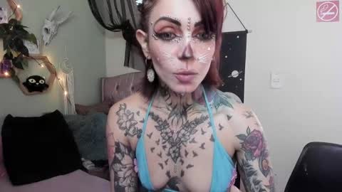 Isabella online show from January 28, 2025, 3:57 pm