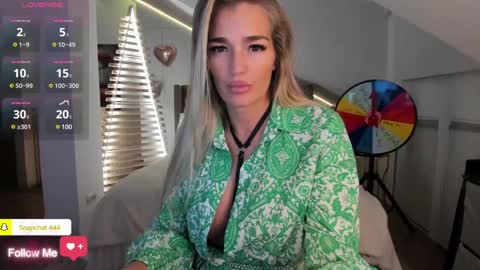 Snapshot of milfblondy chatting on January 25, 2025, 11:22 pm Ingrid online show from January 25, 2025, 11:22 pm
