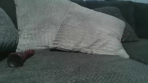 Snapshot of milfsdoitbetter chatting on January 5, 2026, 5:27 pm milfsdoitbetter online show from January 5, 2026, 5:27 pm