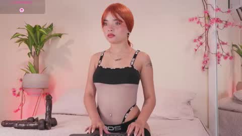 Snapshot of mili_moon_ chatting on January 18, 2026, 12:09 pm online show from January 18, 2026, 12:09 pm