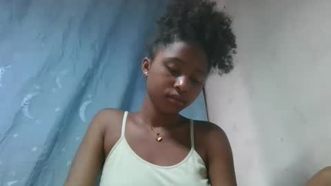 Snapshot of milinasy chatting on February 26, 2026, 7:24 pm milinasy online show from February 26, 2026, 7:24 pm