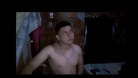 milk_boy25 online show from September 13, 2025, 11:04 pm