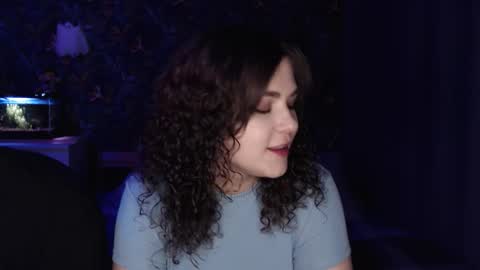 Stella and Neo online show from October 12, 2025, 4:33 am