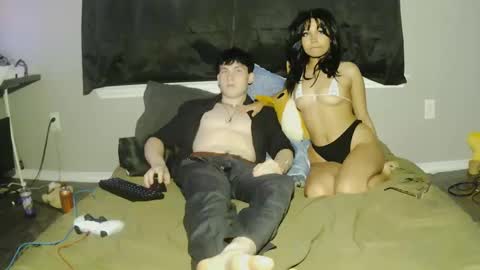 Snapshot of milkandhoneybby chatting on October 10, 2025, 12:04 pm Honey online show from October 10, 2025, 12:04 pm