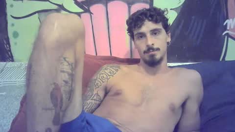 Snapshot of milkoffee chatting on February 16, 2025, 12:30 am milkoffee online show from February 16, 2025, 12:30 am