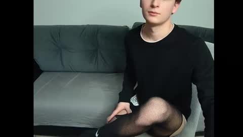 Snapshot of milkray chatting on March 7, 2025, 7:05 pm MilkRay online show from March 7, 2025, 7:05 pm