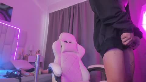 Michelle  online show from April 10, 2026, 8:13 pm