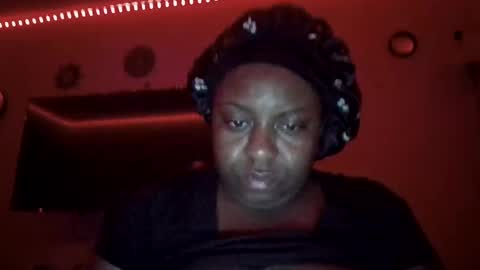 Snapshot of milkyway5555 chatting on January 13, 2025, 3:01 am Pretty wet brown online show from January 13, 2025, 3:01 am