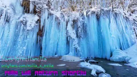 milla_milla online show from January 18, 2025, 8:40 pm