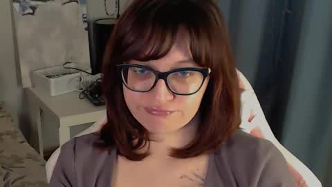 Snapshot of millapoolys chatting on February 19, 2026, 5:31 pm Milla online show from February 19, 2026, 5:31 pm