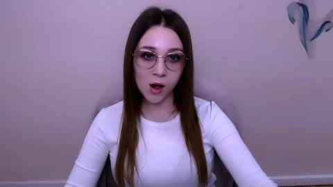 Snapshot of millasamsd chatting on April 15, 2026, 10:11 am Milla online show from April 15, 2026, 10:11 am