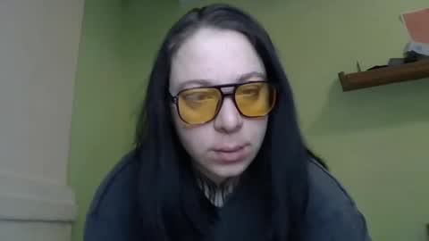 Snapshot of millasourety chatting on February 12, 2026, 8:42 am MillaSourety online show from February 12, 2026, 8:42 am