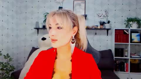 Snapshot of millaxqueen chatting on September 26, 2025, 11:14 am MillaXQueen online show from September 26, 2025, 11:14 am