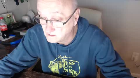 millenium0129 online show from February 18, 2025, 1:10 am