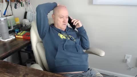 Snapshot of millenium0129 chatting on February 27, 2026, 6:41 pm millenium0129 online show from February 27, 2026, 6:41 pm