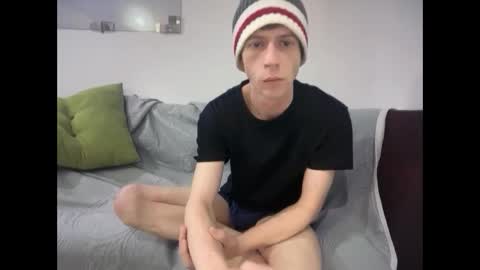 SlimnHungOH online show from November 23, 2025, 4:18 pm