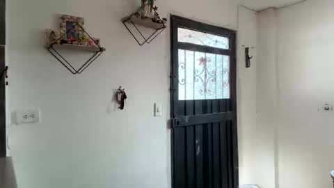 Im girl my name is Johana  online show from November 19, 2025, 3:12 pm