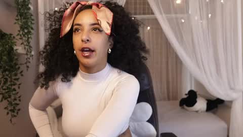 millie_volturi online show from May 27, 2026, 12:24 pm