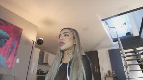 Snapshot of milliejhonson chatting on March 1, 2025, 9:37 pm Mila online show from March 1, 2025, 9:37 pm