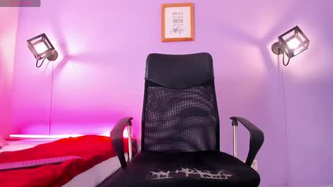 Millie online show from April 23, 2026, 12:29 pm