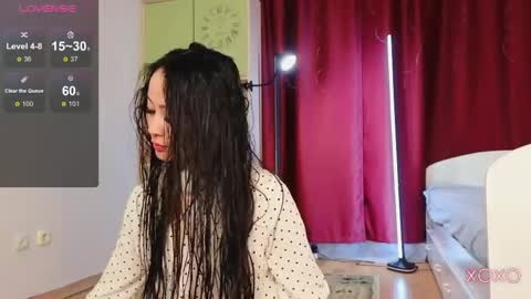 milly__foxy online show from April 4, 2026, 12:13 pm