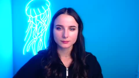 Milly online show from December 3, 2024, 4:06 pm