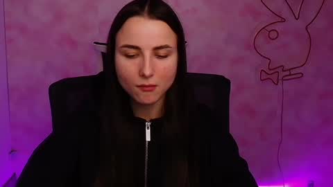 Milly online show from December 13, 2024, 7:04 am