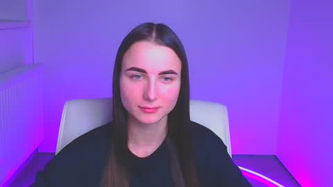 Milly online show from December 19, 2024, 3:41 pm