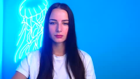 Milly online show from September 9, 2025, 5:51 am