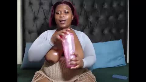 millyqueen56 online show from March 29, 2026, 8:31 pm