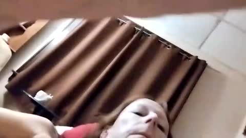 miloanj online show from October 29, 2025, 11:34 am