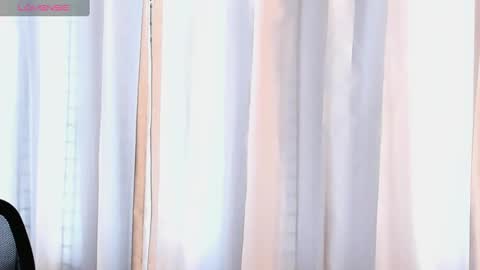 Snapshot of miltonn_jakee chatting on January 17, 2025, 6:44 pm Miltonn online show from January 17, 2025, 6:44 pm