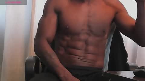 Snapshot of miltonn_jakee chatting on January 23, 2025, 12:41 pm Miltonn online show from January 23, 2025, 12:41 pm