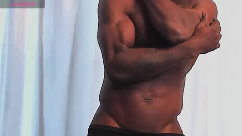 Snapshot of miltonn_jakee chatting on January 23, 2025, 9:07 pm Miltonn online show from January 23, 2025, 9:07 pm
