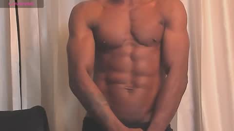 Snapshot of miltonn_jakee chatting on January 30, 2025, 4:58 am Miltonn online show from January 30, 2025, 4:58 am