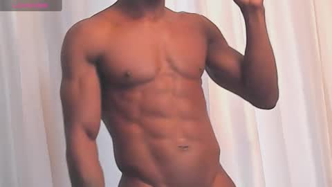 Snapshot of miltonn_jakee chatting on January 30, 2025, 7:04 pm Miltonn online show from January 30, 2025, 7:04 pm