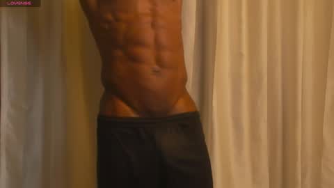 Snapshot of miltonn_jakee chatting on February 5, 2025, 11:50 pm Miltonn online show from February 5, 2025, 11:50 pm