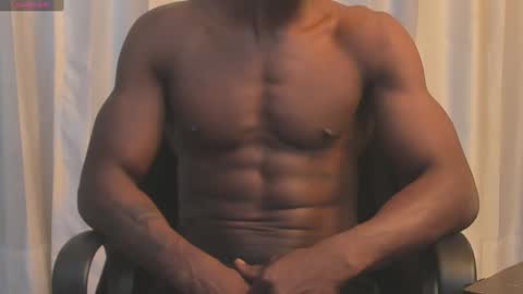 Snapshot of miltonn_jakee chatting on February 6, 2025, 9:00 am Miltonn online show from February 6, 2025, 9:00 am