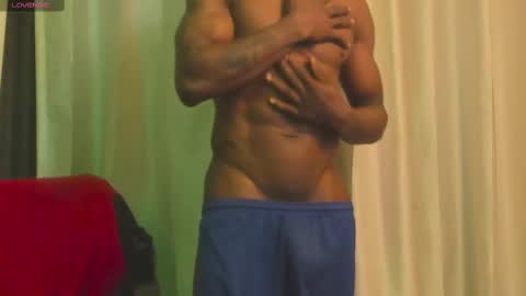 Snapshot of miltonn_jakee chatting on February 11, 2025, 6:30 am Miltonn online show from February 11, 2025, 6:30 am