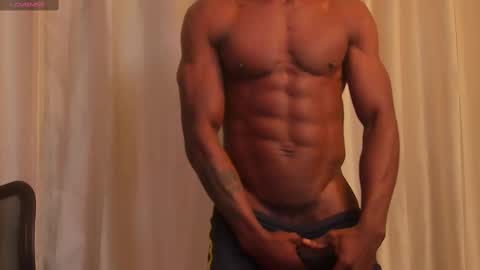 Snapshot of miltonn_jakee chatting on February 25, 2025, 2:47 am Miltonn online show from February 25, 2025, 2:47 am