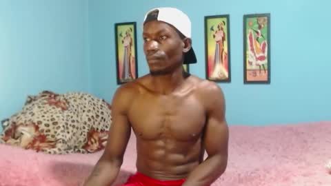 Snapshot of miltonn_jakee chatting on September 25, 2025, 12:36 am Miltonn online show from September 25, 2025, 12:36 am