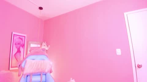 milu_carbajal_x online show from March 25, 2026, 3:01 am