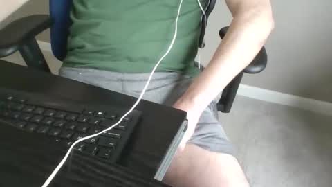 milwaukeebadger24 online show from April 29, 2026, 3:05 pm