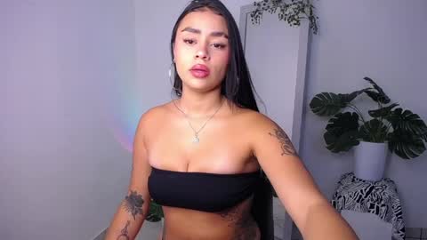 Mily Ortiz online show from May 5, 2026, 3:31 pm