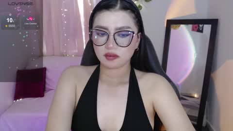 Mily online show from June 4, 2026, 10:27 pm
